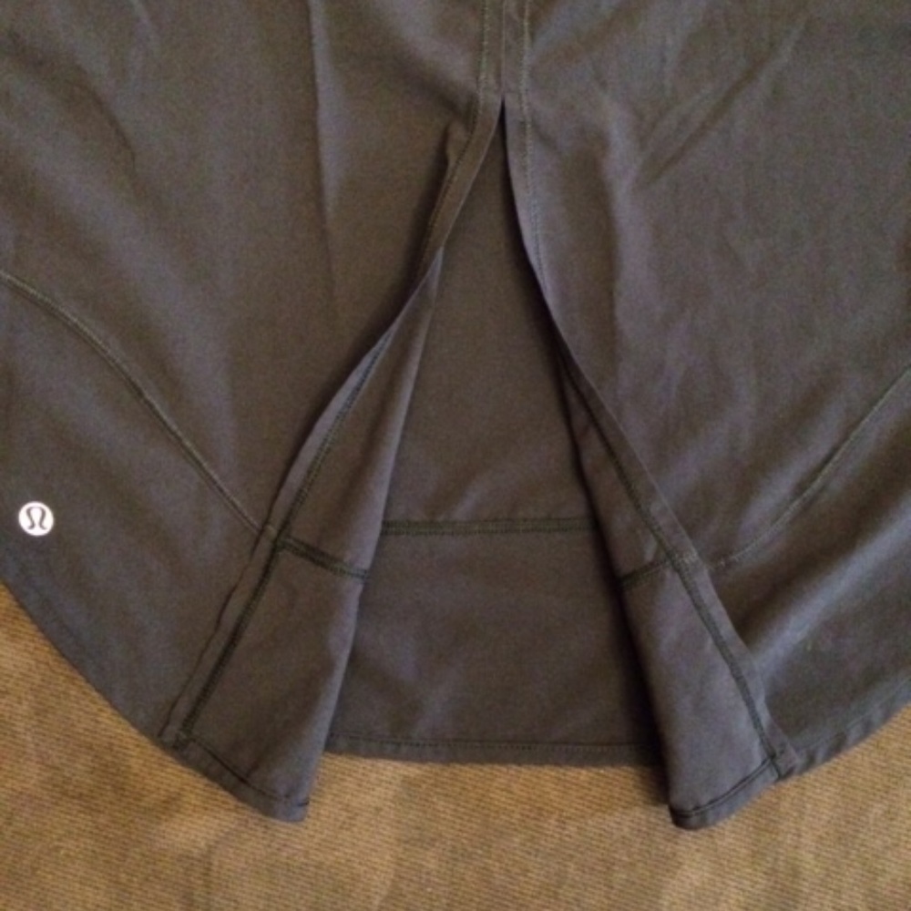 Lululemon Split Back Tank - image 3